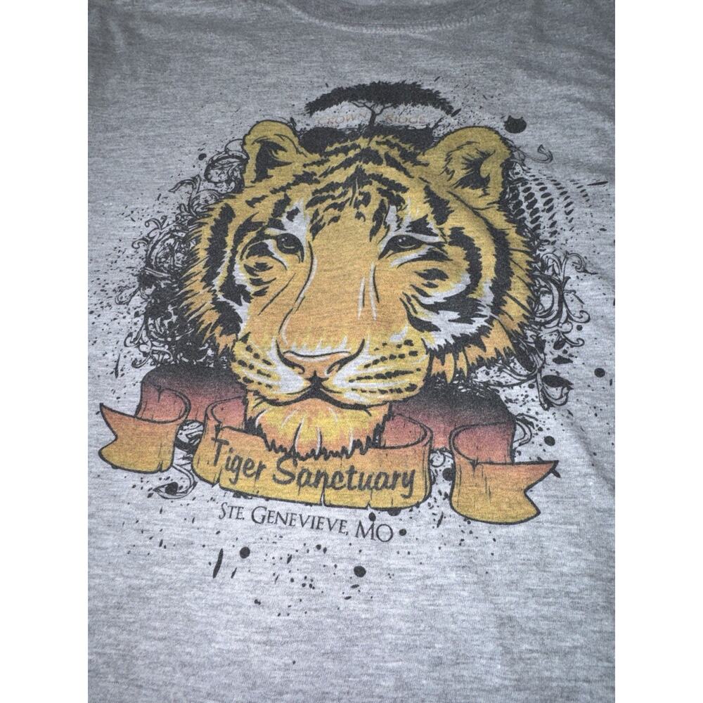 Tiger Sanctuary Ste Genevieve MO Missouri Graphic T-Shirt Rescue M Crown Ridge